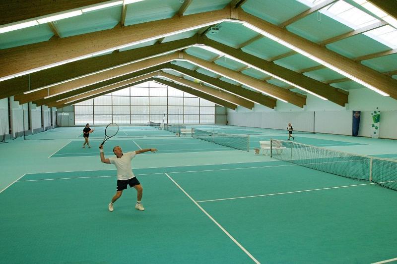 Sporthotel Neuruppin - Apartmenthaus Mit Ferienwohnungen 외부 사진